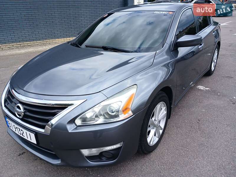 Седан Nissan Altima 2015 в Харкові