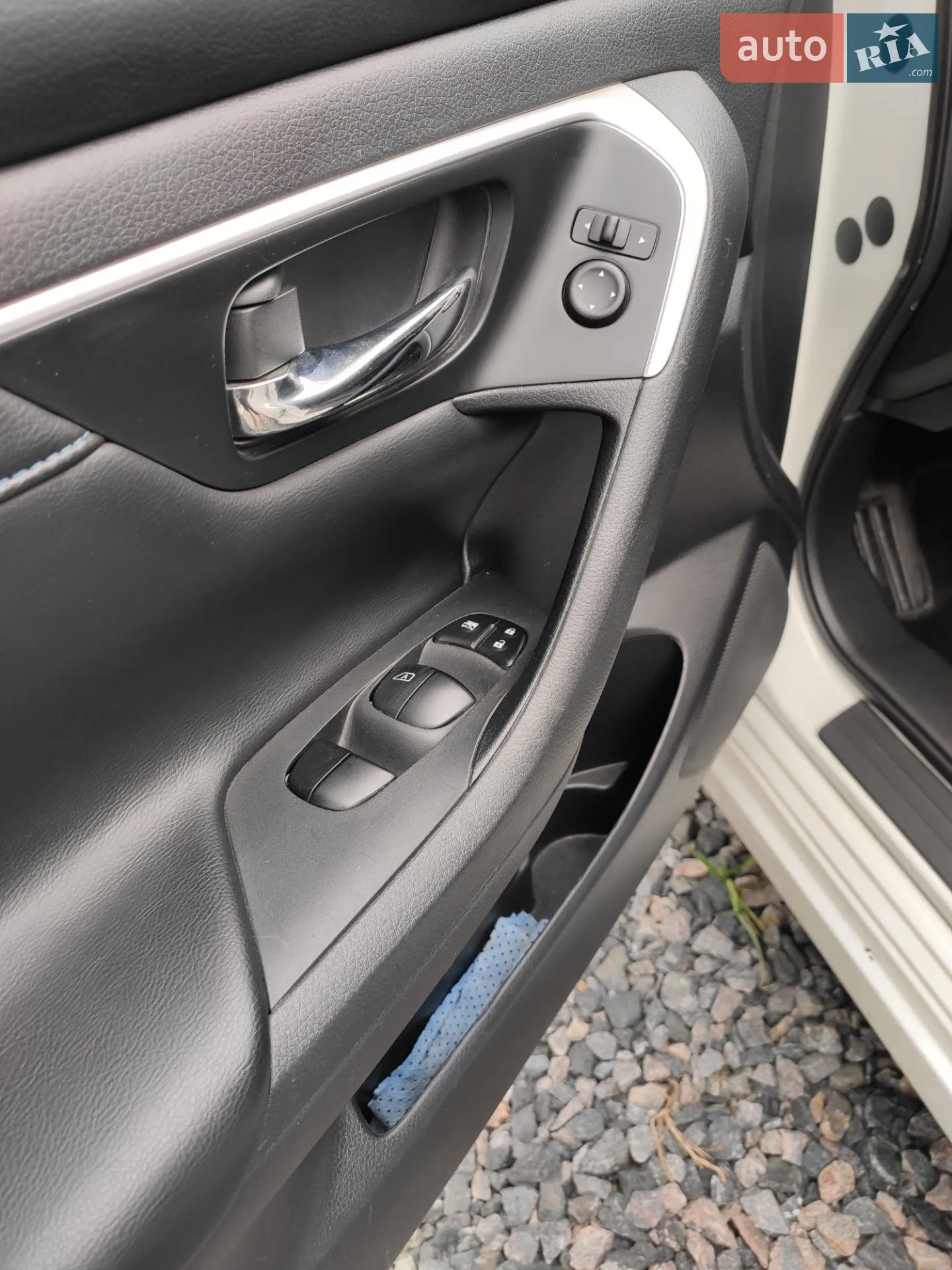 2017 Nissan Altima - мініатюра 19