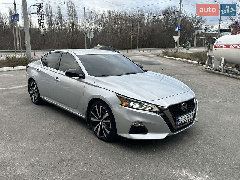 Седан Nissan Altima 2021 в Днепре