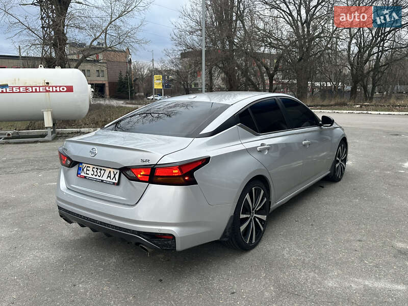 Седан Nissan Altima 2021 в Днепре