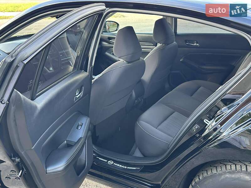 Седан Nissan Altima 2020 в Тульчине