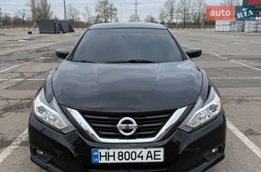 Седан Nissan Altima 2017 в Николаеве