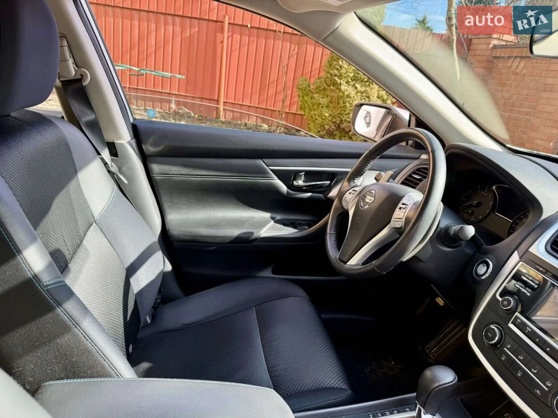 2017 Nissan Altima - мініатюра 37