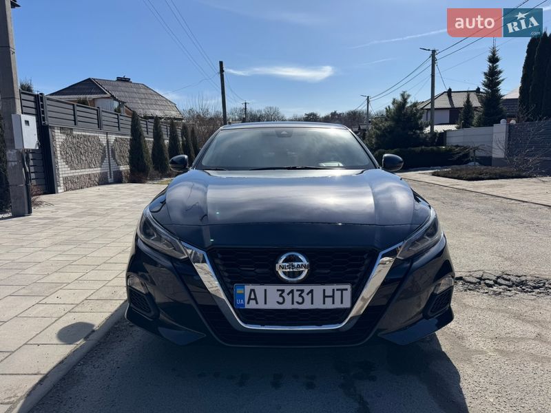 Седан Nissan Altima 2022 в Белой Церкви