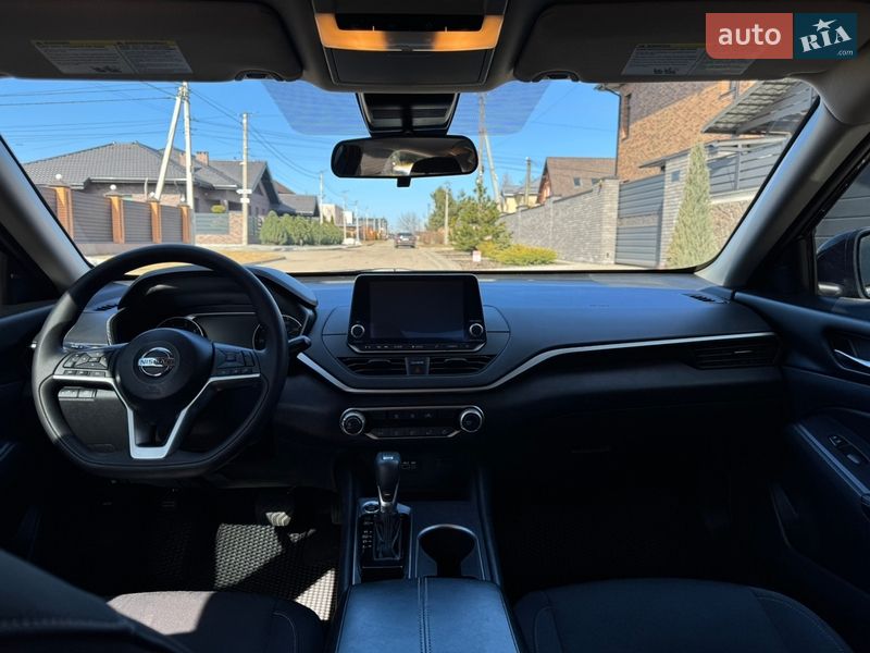 Седан Nissan Altima 2022 в Белой Церкви