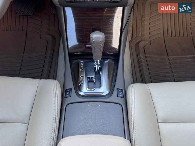 Седан Nissan Altima 2011 в Києві фото 26 Седан Nissan Altima 2011 в Києві