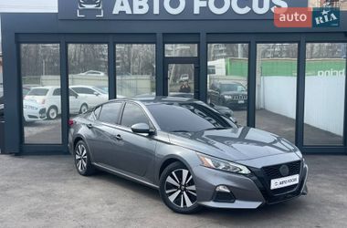 Седан Nissan Altima 2020 в Киеве