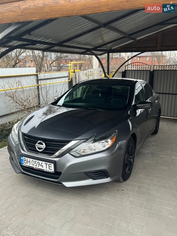 2016 Nissan Altima - мініатюра 13