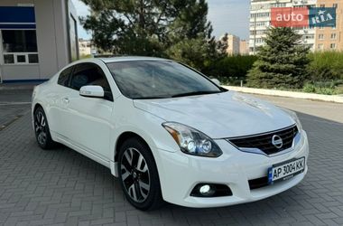 Купе Nissan Altima 2010 в Запорожье