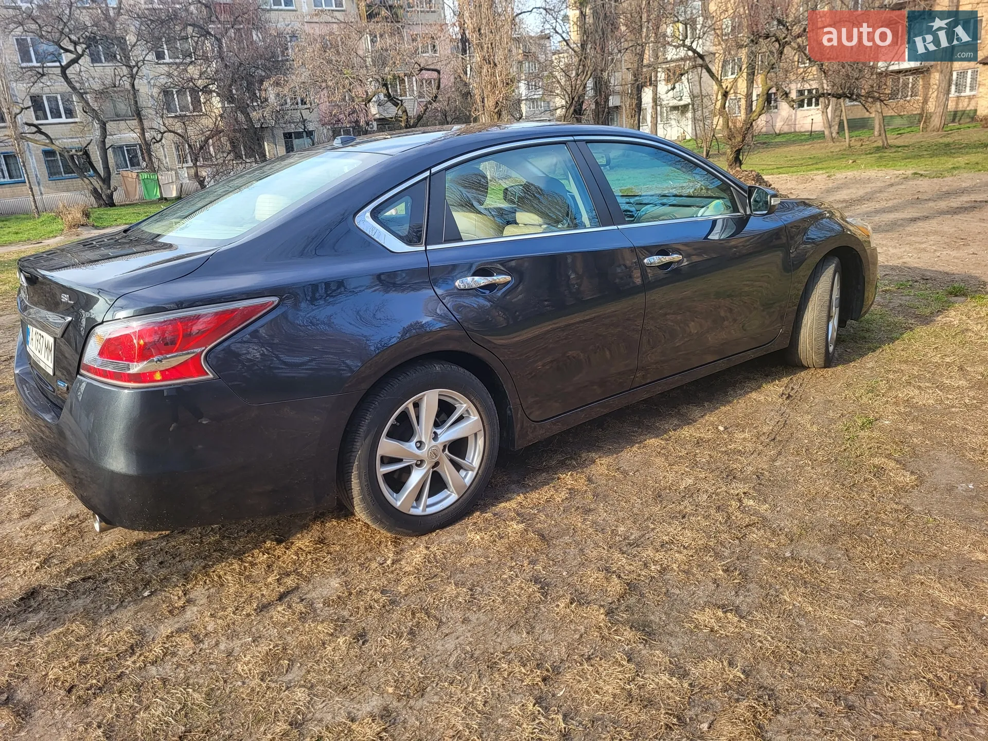 2013 Nissan Altima - мініатюра 12