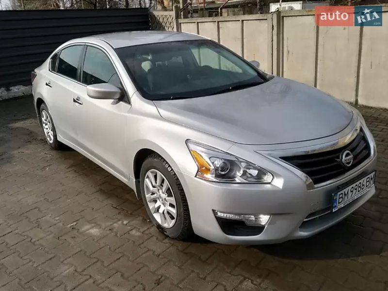 Nissan Altima 2015