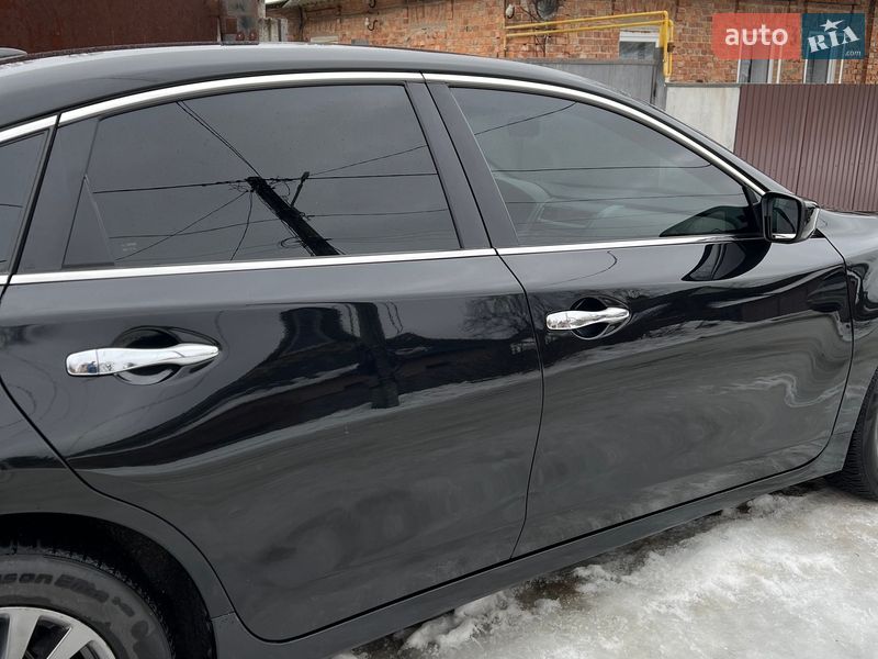 Седан Nissan Altima 2015 в Харкові