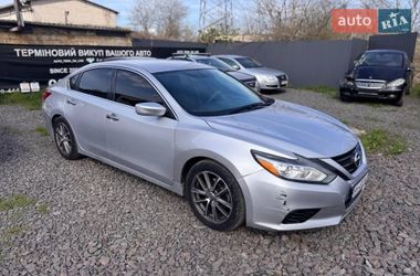 Седан Nissan Altima 2016 в Одесі