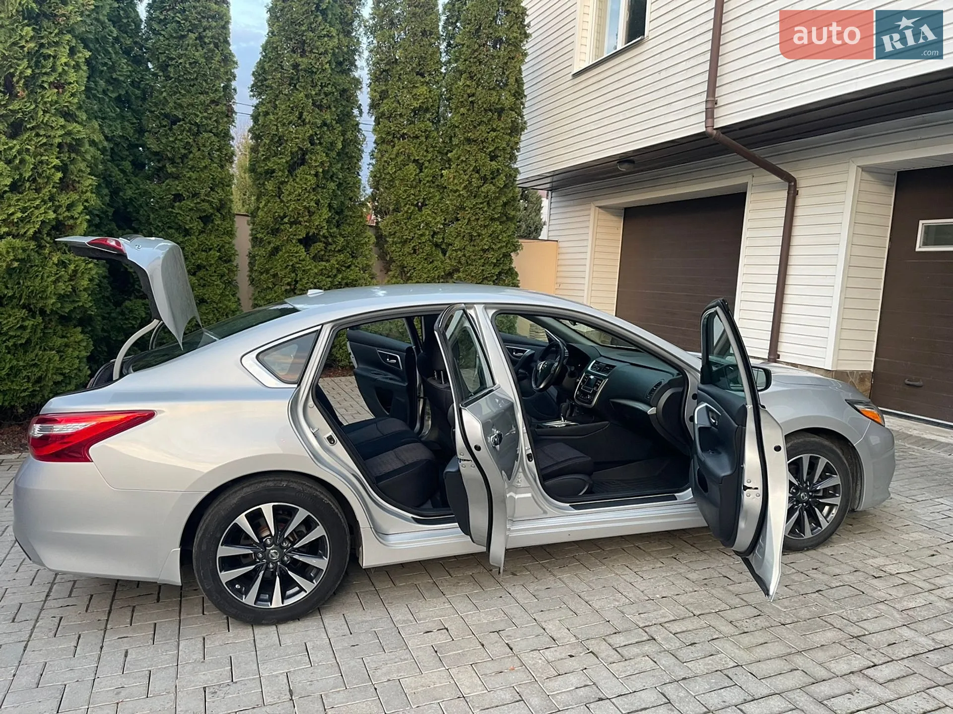 2017 Nissan Altima - мініатюра 34