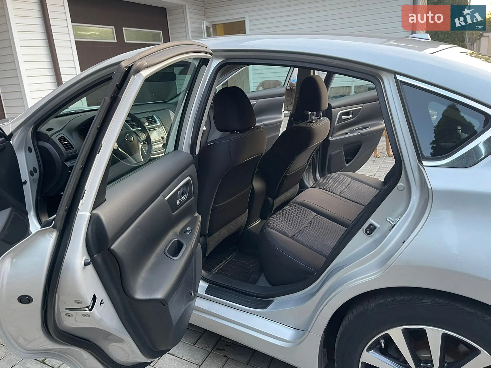 2017 Nissan Altima - мініатюра 73