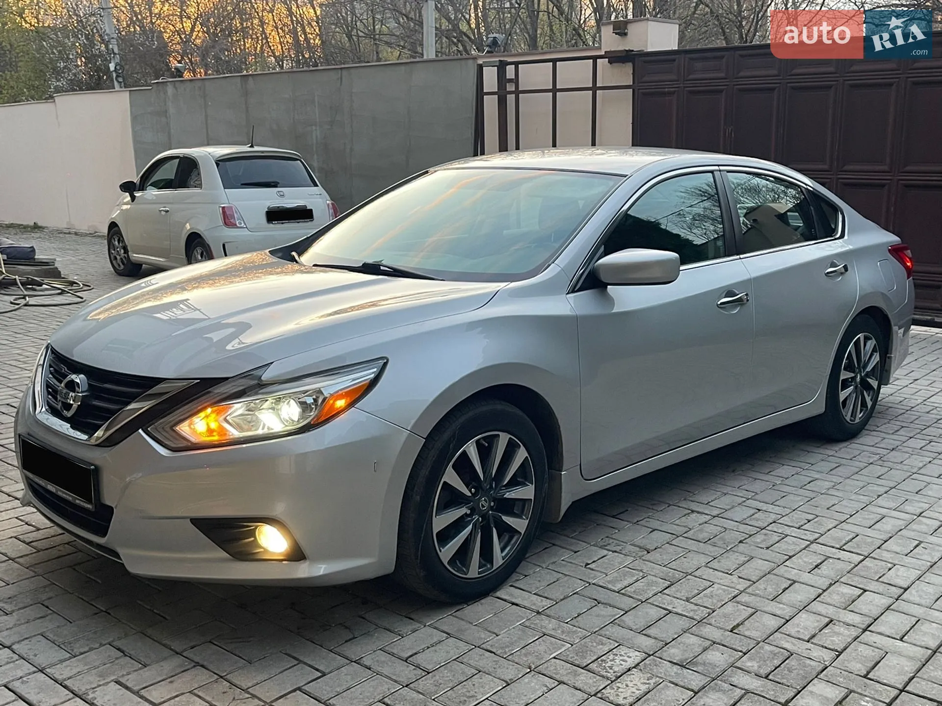 2017 Nissan Altima - мініатюра 13