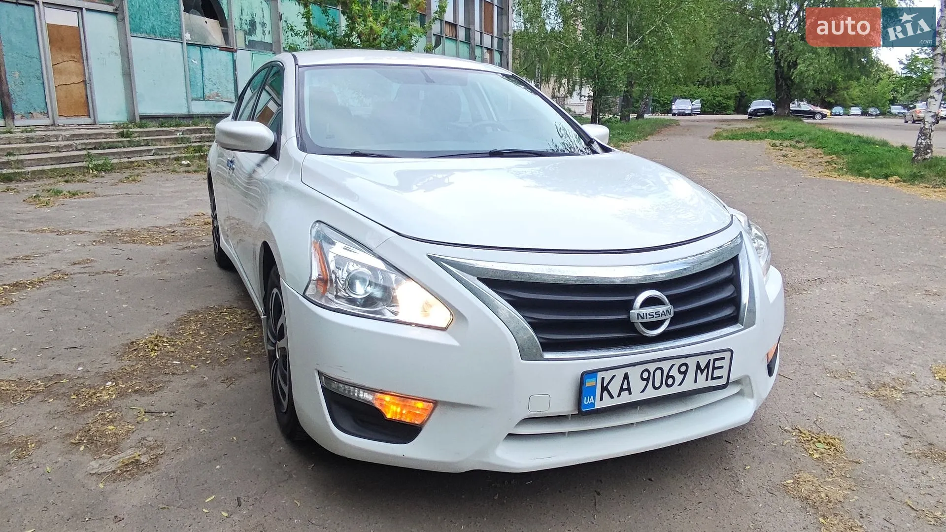 2015 Nissan Altima - мініатюра 3