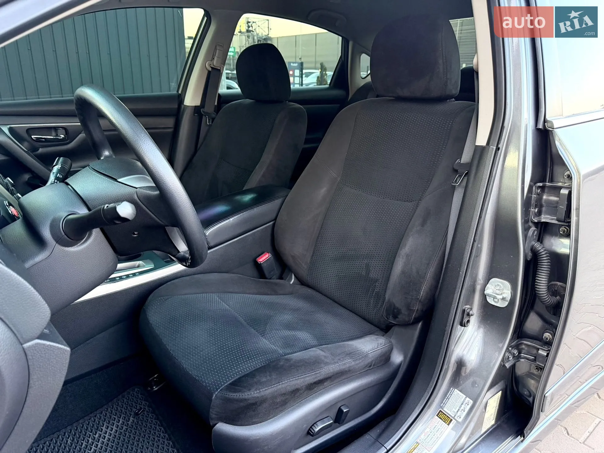 2015 Nissan Altima - мініатюра 20