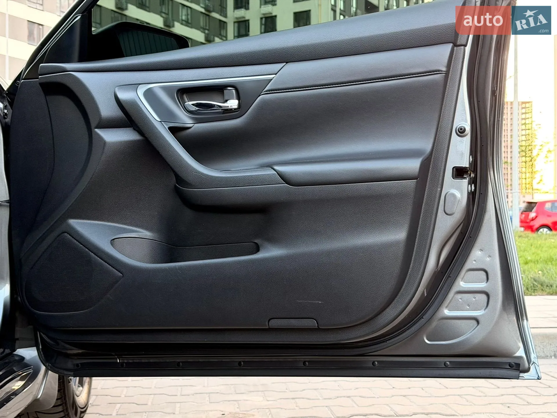 2015 Nissan Altima - мініатюра 34