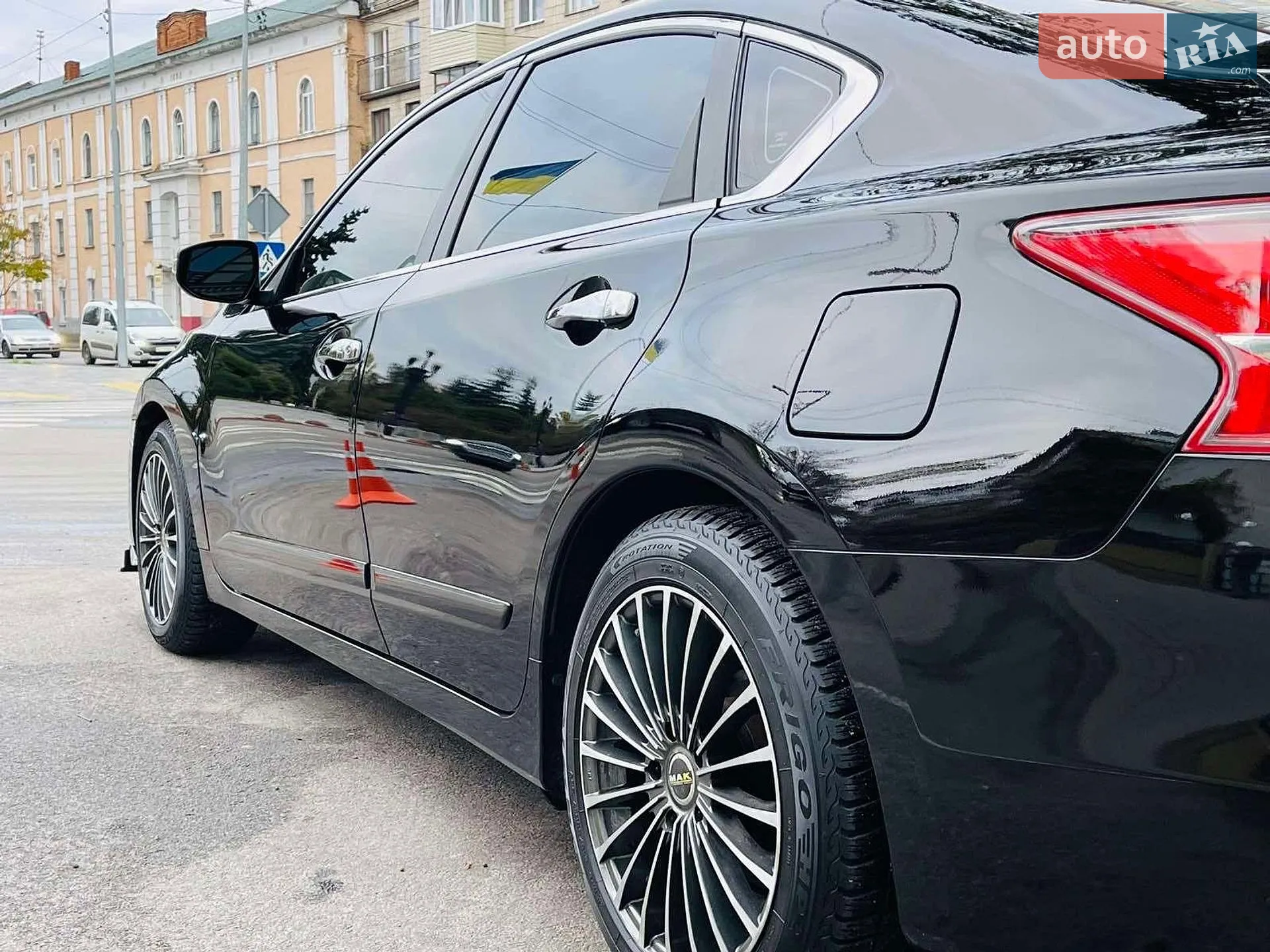 2013 Nissan Altima - мініатюра 6