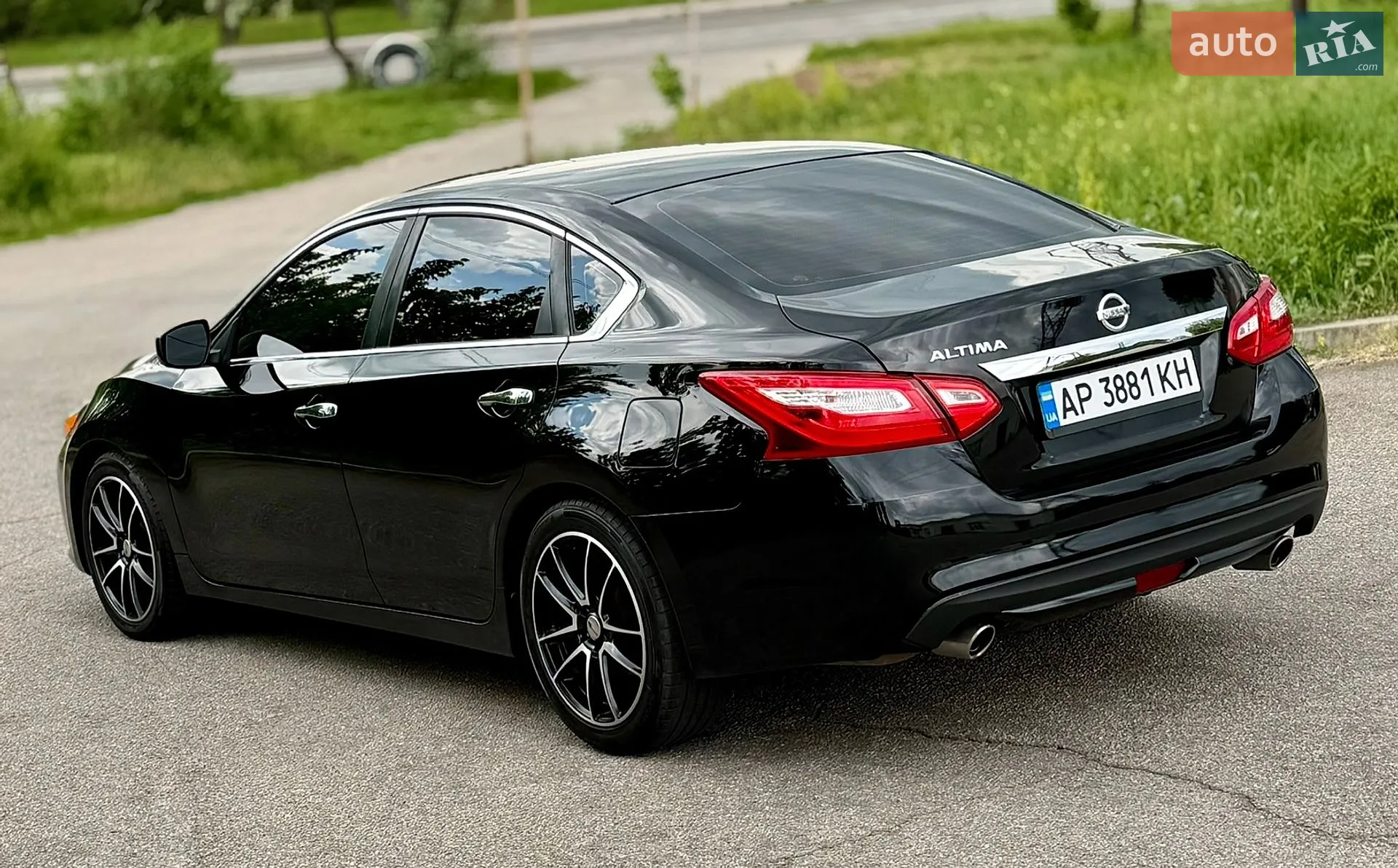 2015 Nissan Altima - мініатюра 11