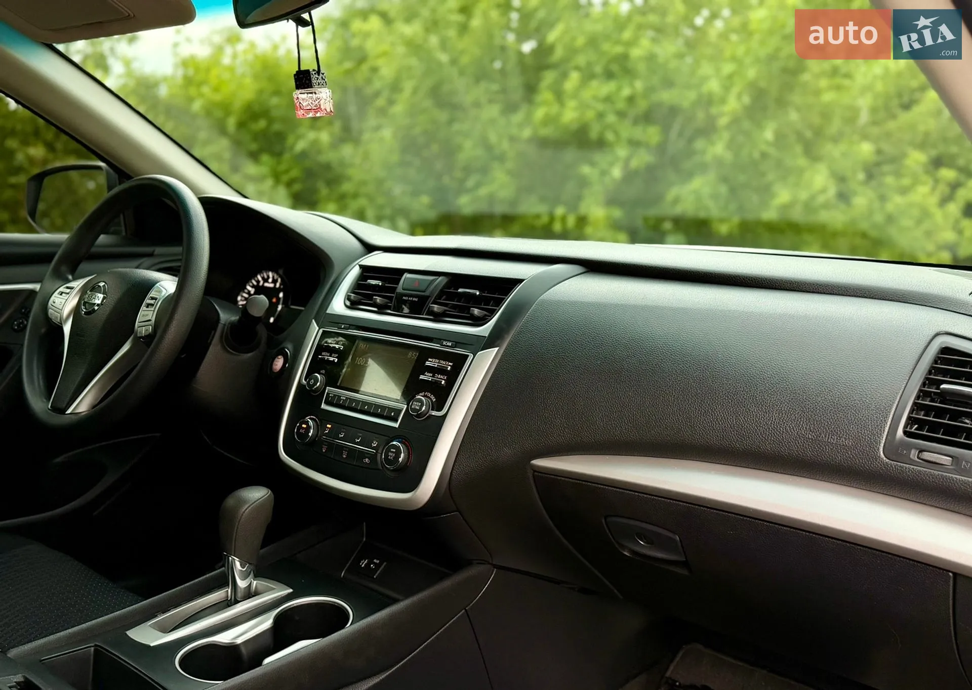 2015 Nissan Altima - мініатюра 17