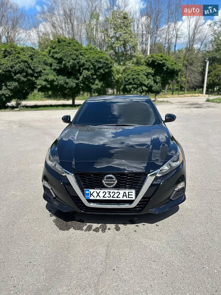 2019 Nissan Altima - мініатюра 19