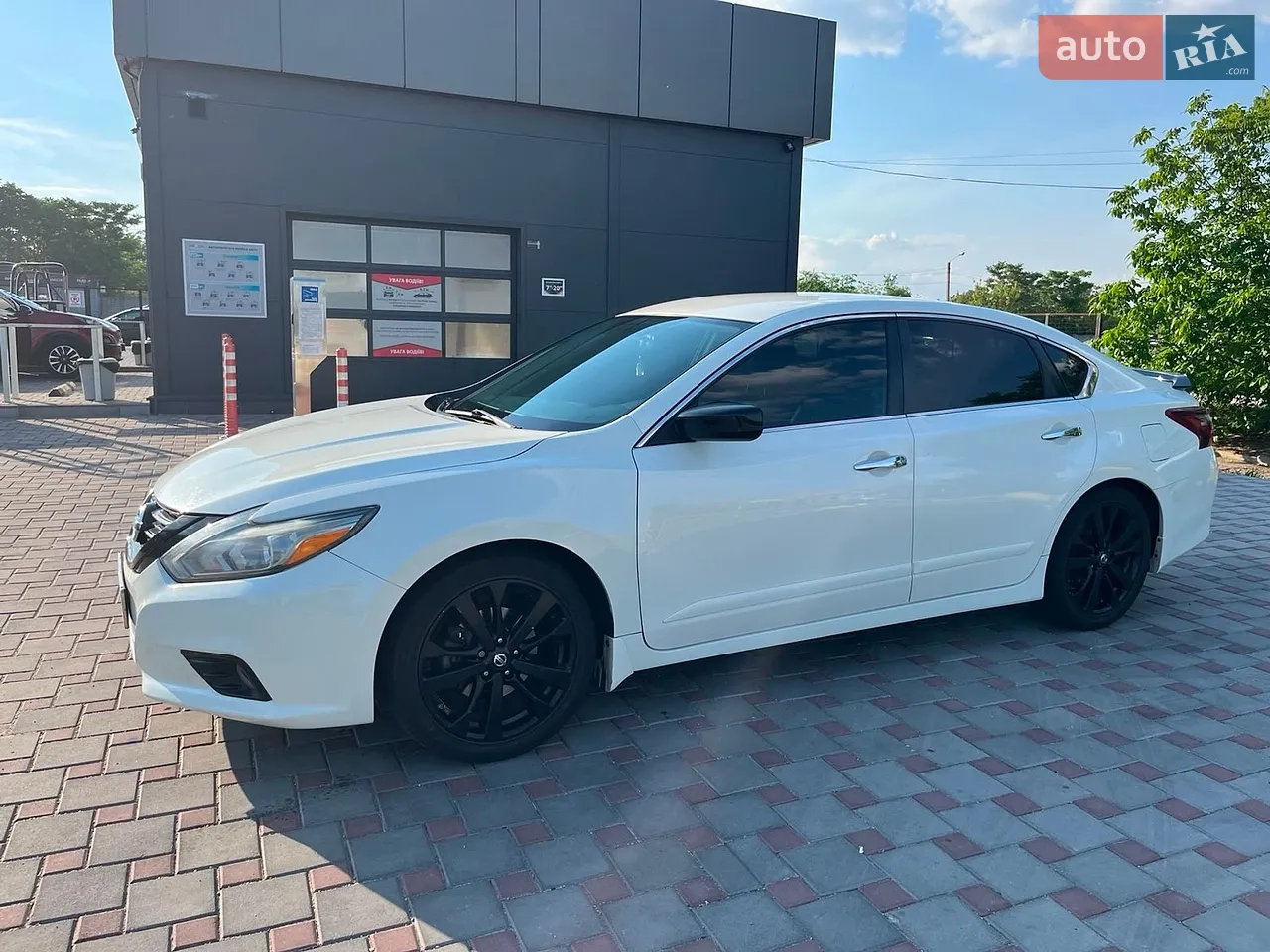 2019 Nissan Altima - мініатюра 18