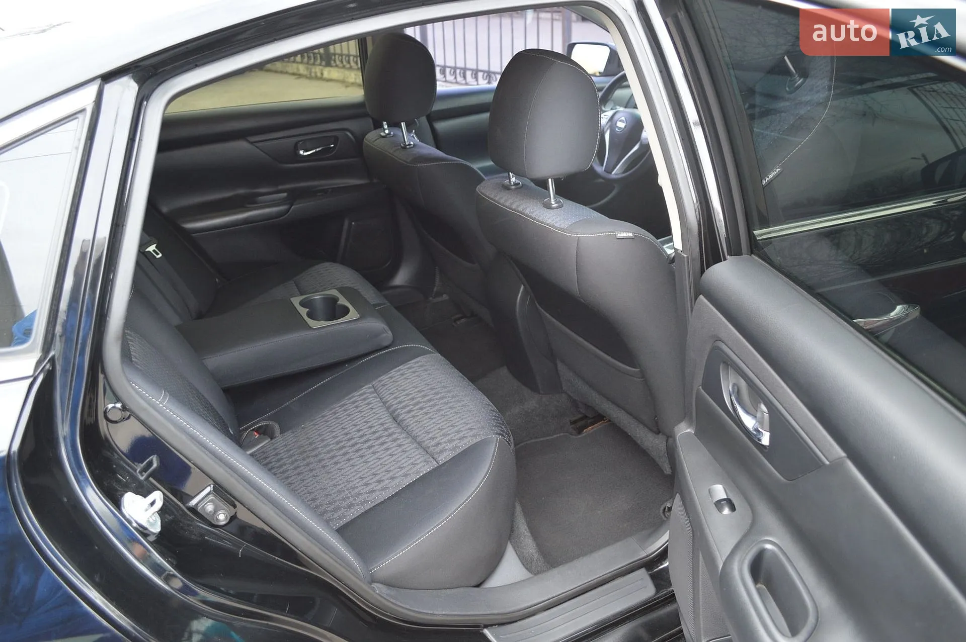 2015 Nissan Altima - мініатюра 20