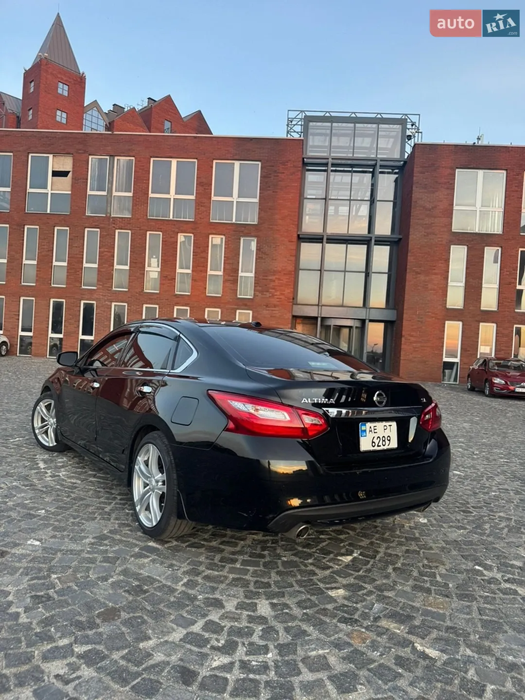 2016 Nissan Altima - мініатюра 10