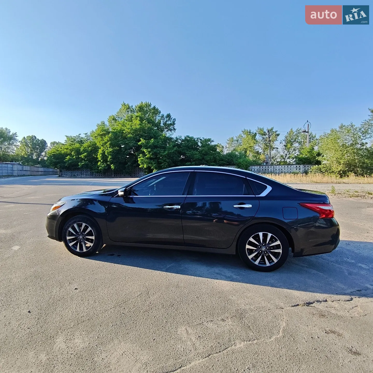 2017 Nissan Altima - мініатюра 8