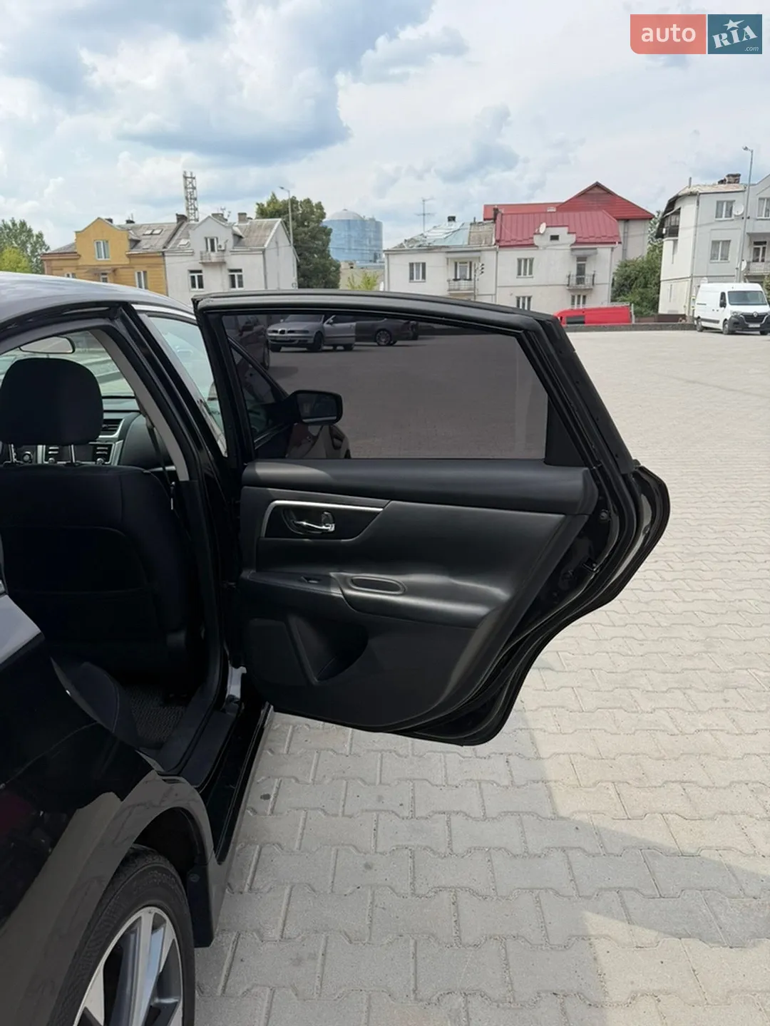 2016 Nissan Altima - мініатюра 14