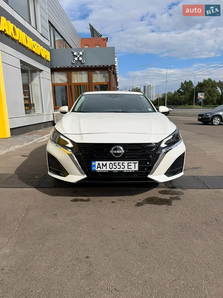 2022 Nissan Altima - мініатюра 21