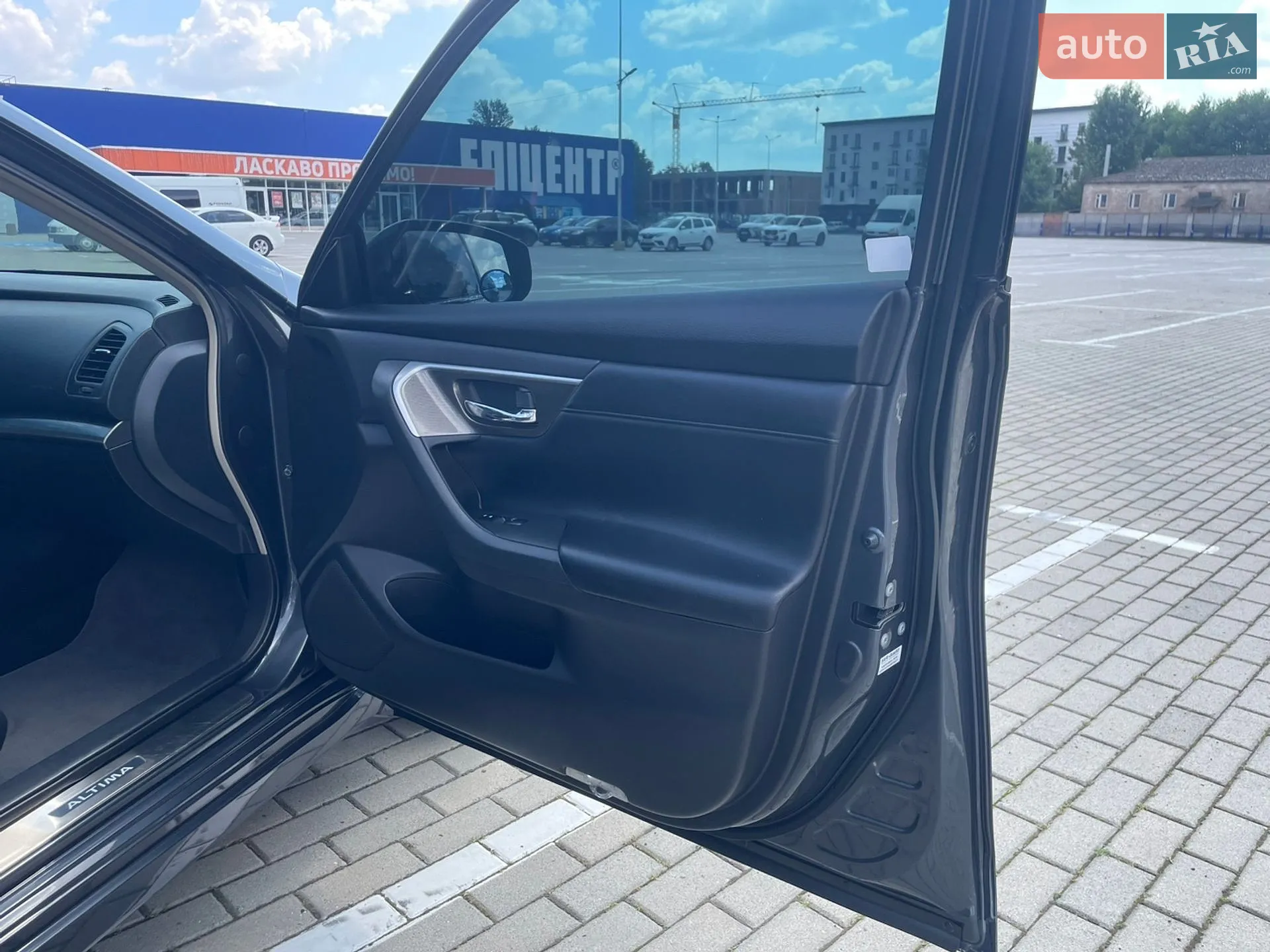 2013 Nissan Altima - мініатюра 18