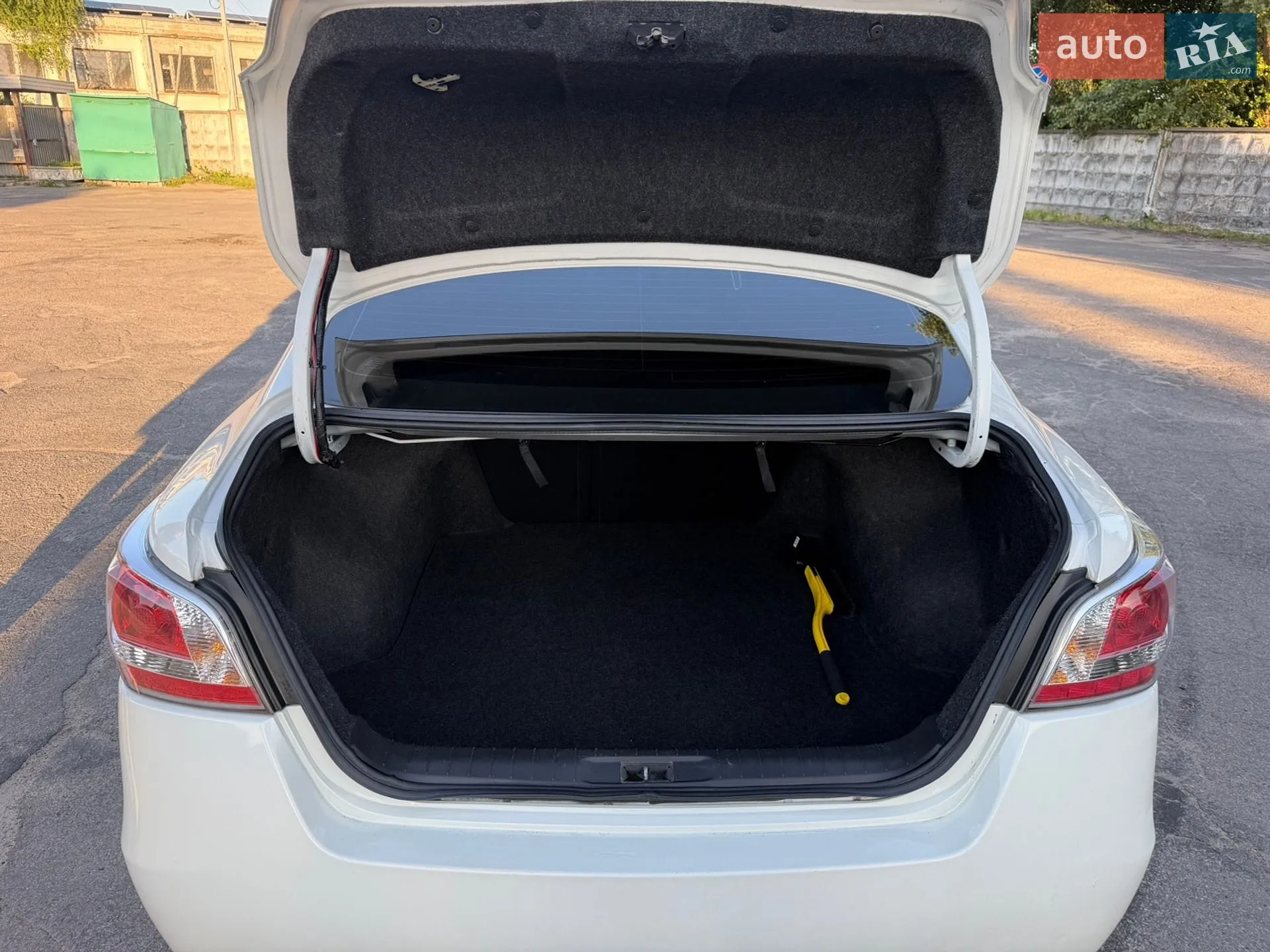 2015 Nissan Altima - мініатюра 11
