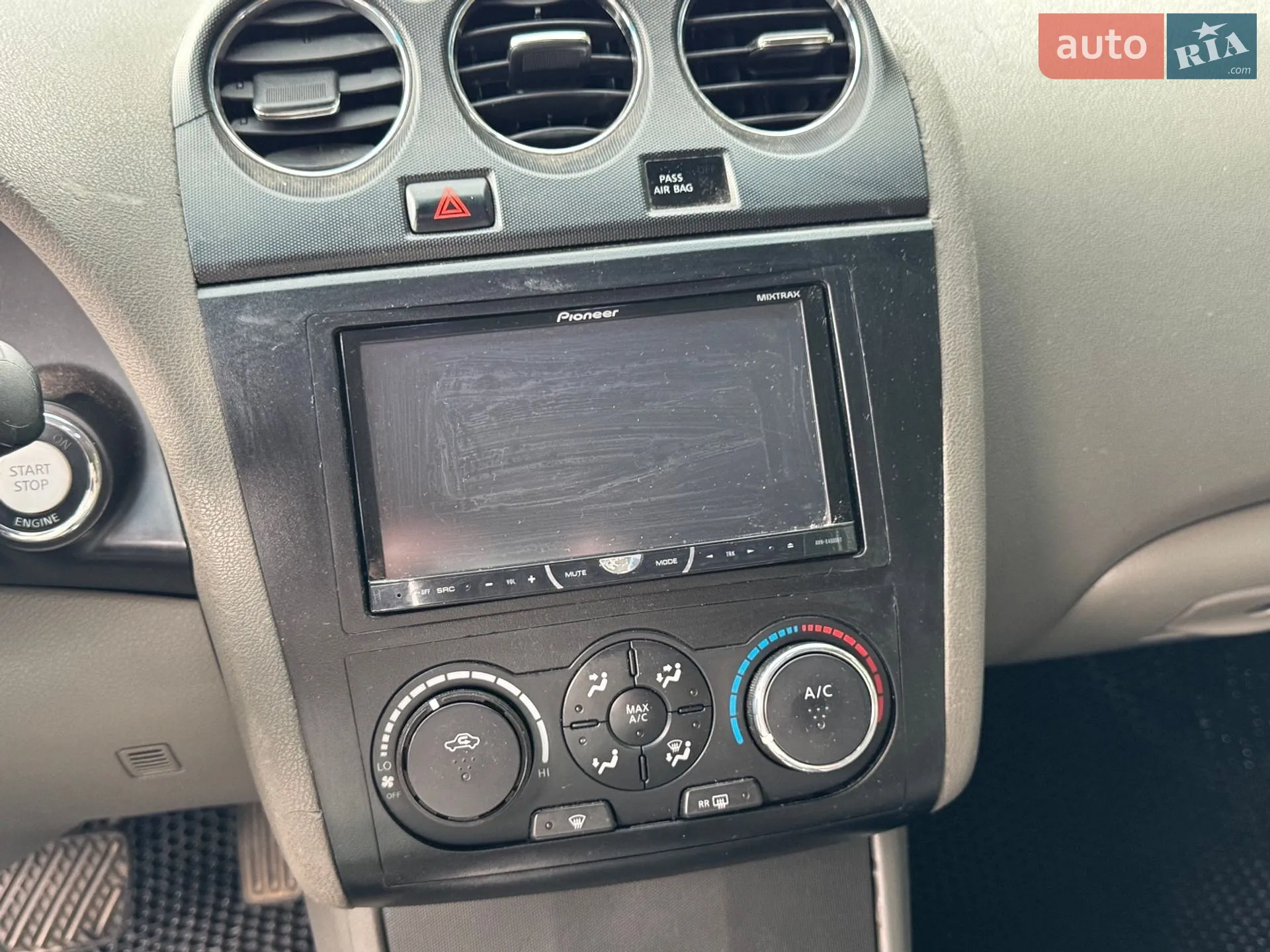 2010 Nissan Altima - мініатюра 14