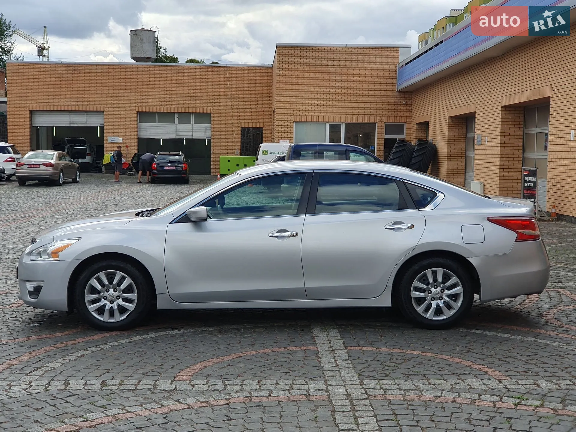 2013 Nissan Altima - мініатюра 9