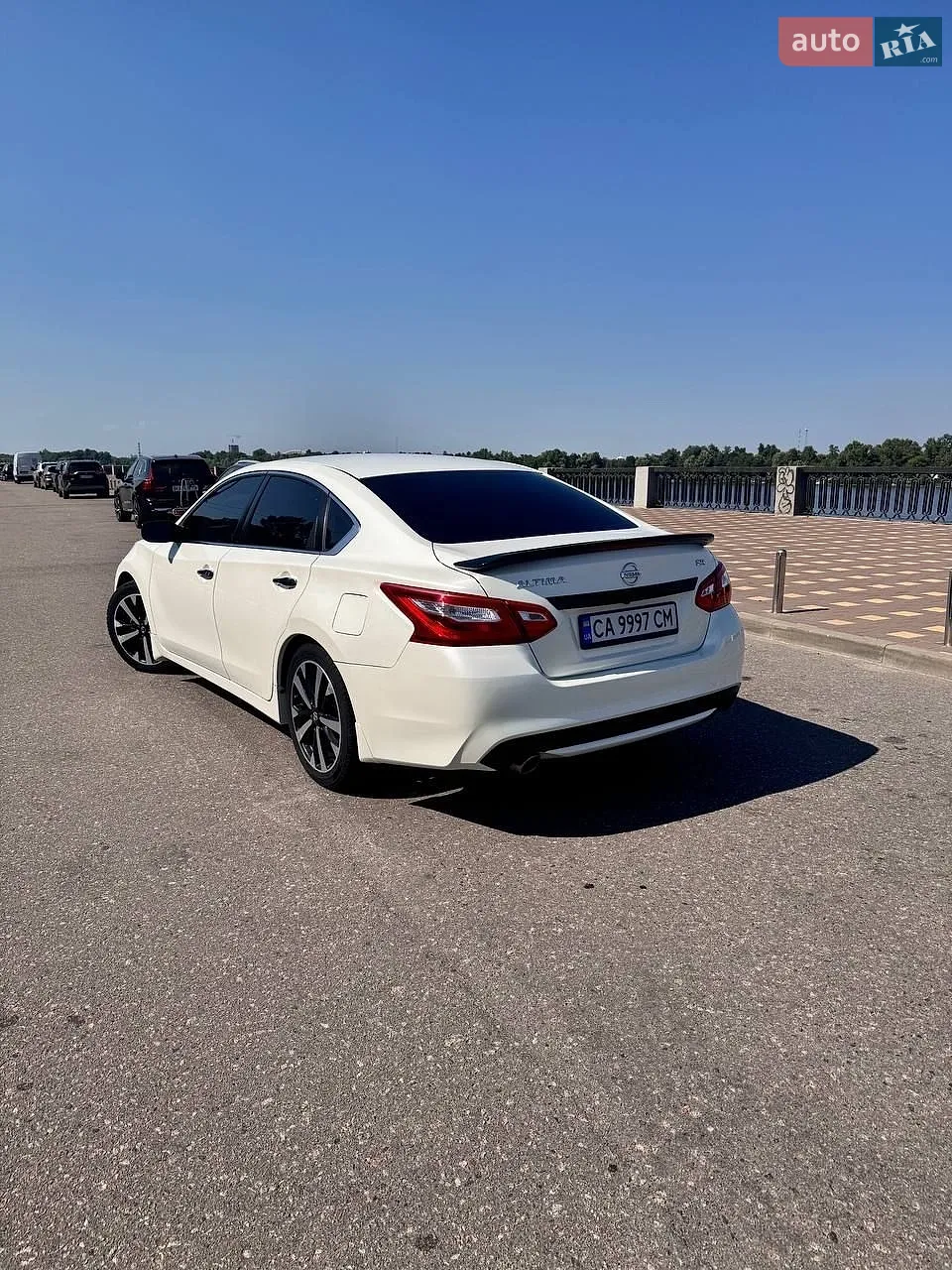 2017 Nissan Altima - мініатюра 13