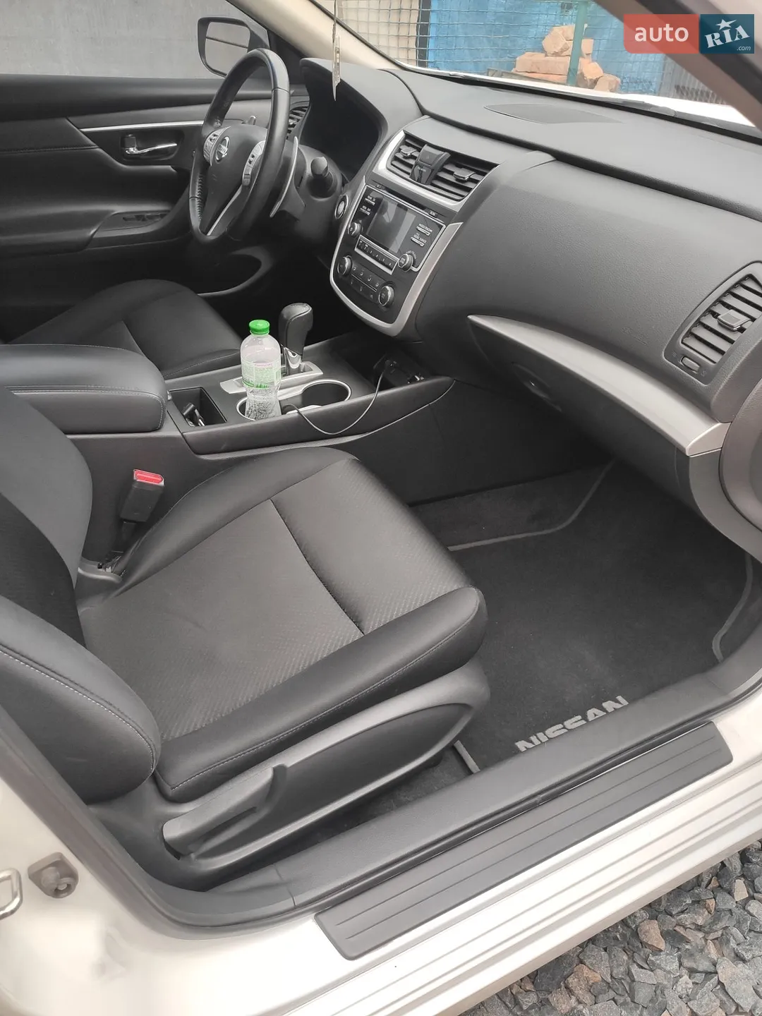 2017 Nissan Altima - мініатюра 18