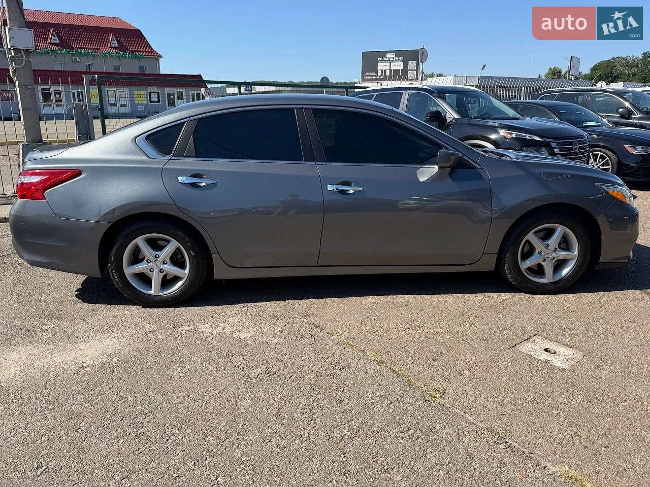 2017 Nissan Altima - мініатюра 3