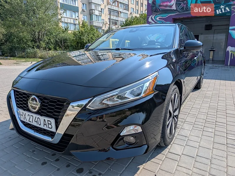 Nissan Altima