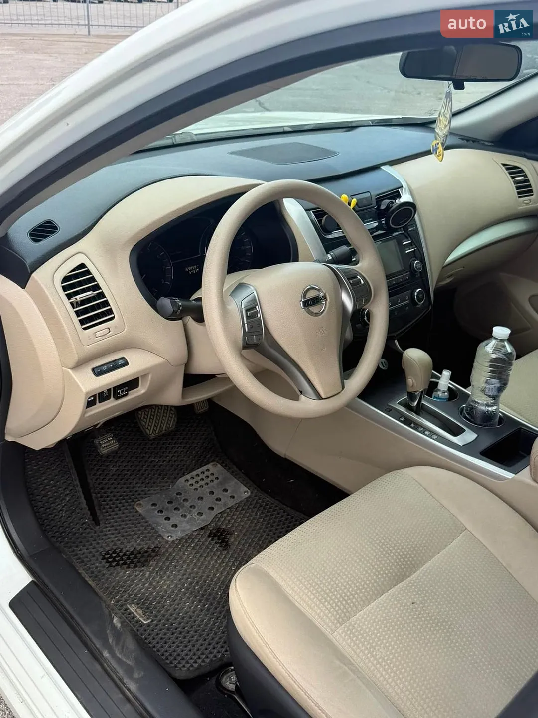 2015 Nissan Altima - мініатюра 10