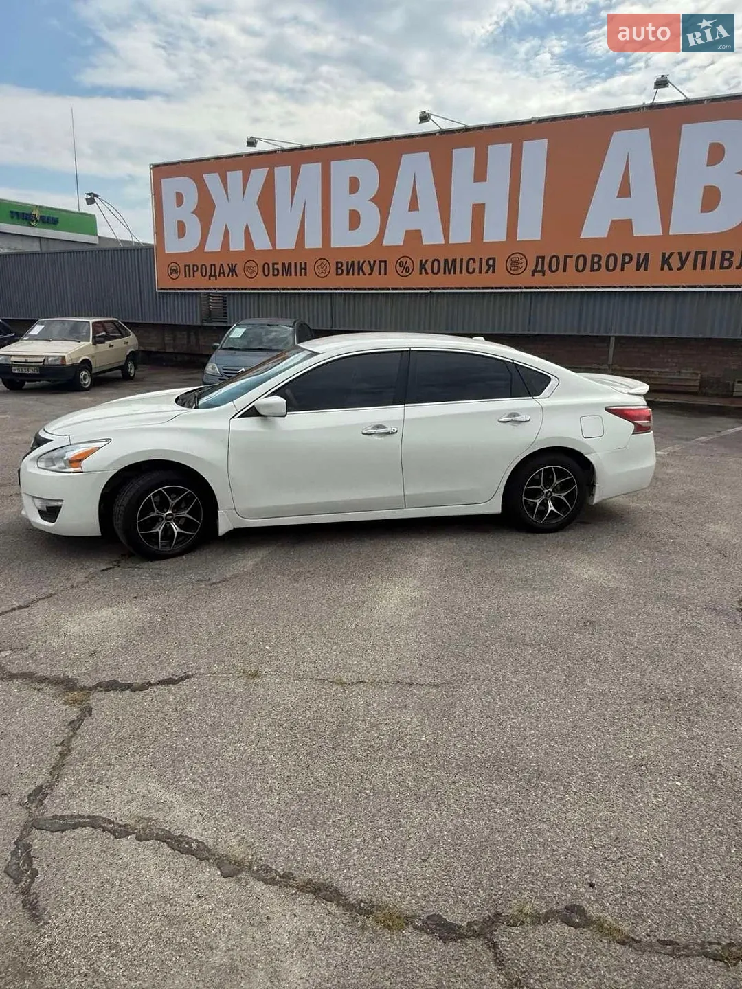 2015 Nissan Altima - мініатюра 8