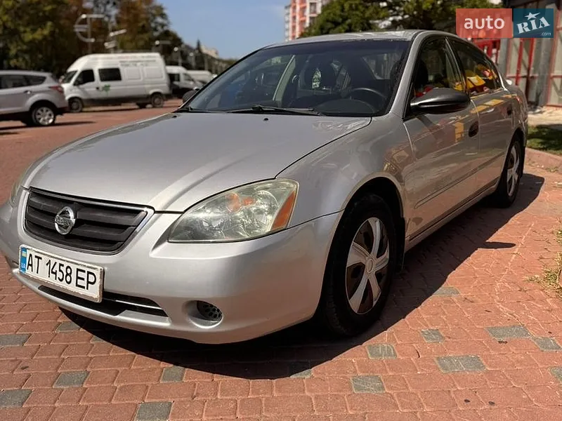 Nissan Altima