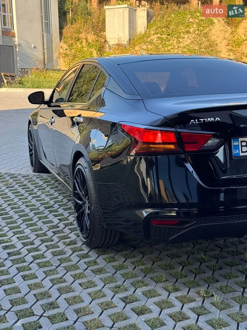2022 Nissan Altima - мініатюра 19