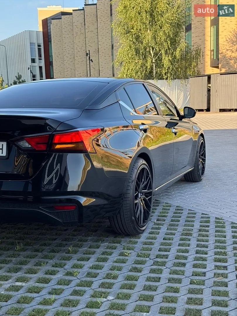 2022 Nissan Altima - мініатюра 21