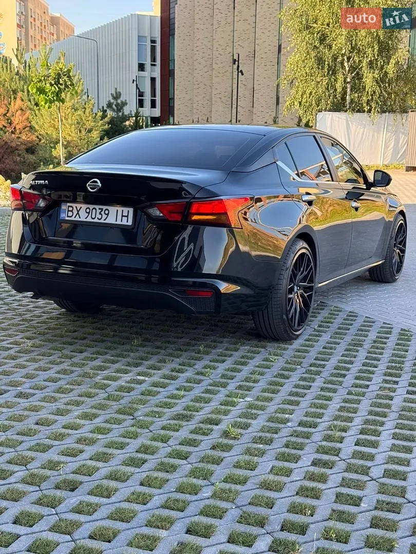 2022 Nissan Altima - мініатюра 23