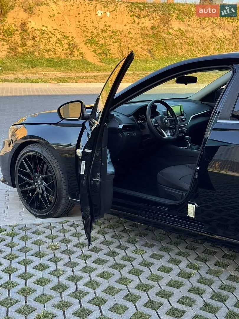 2022 Nissan Altima - мініатюра 16