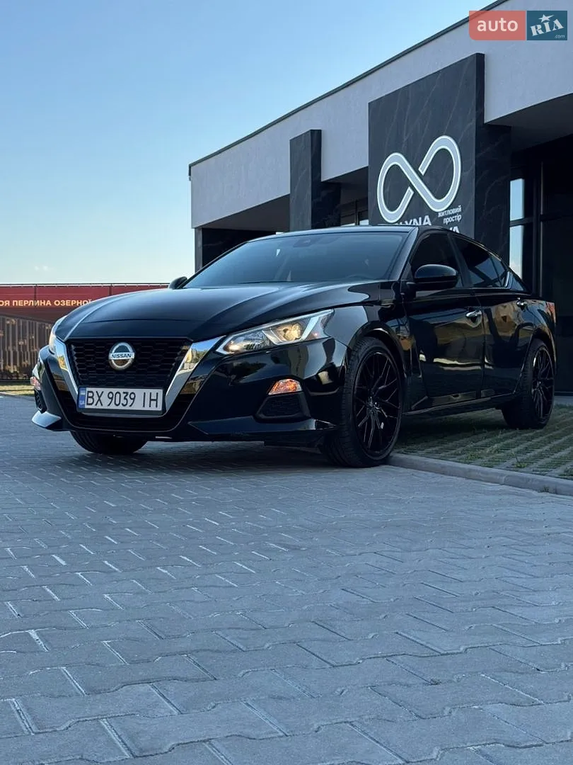 2022 Nissan Altima - мініатюра 9