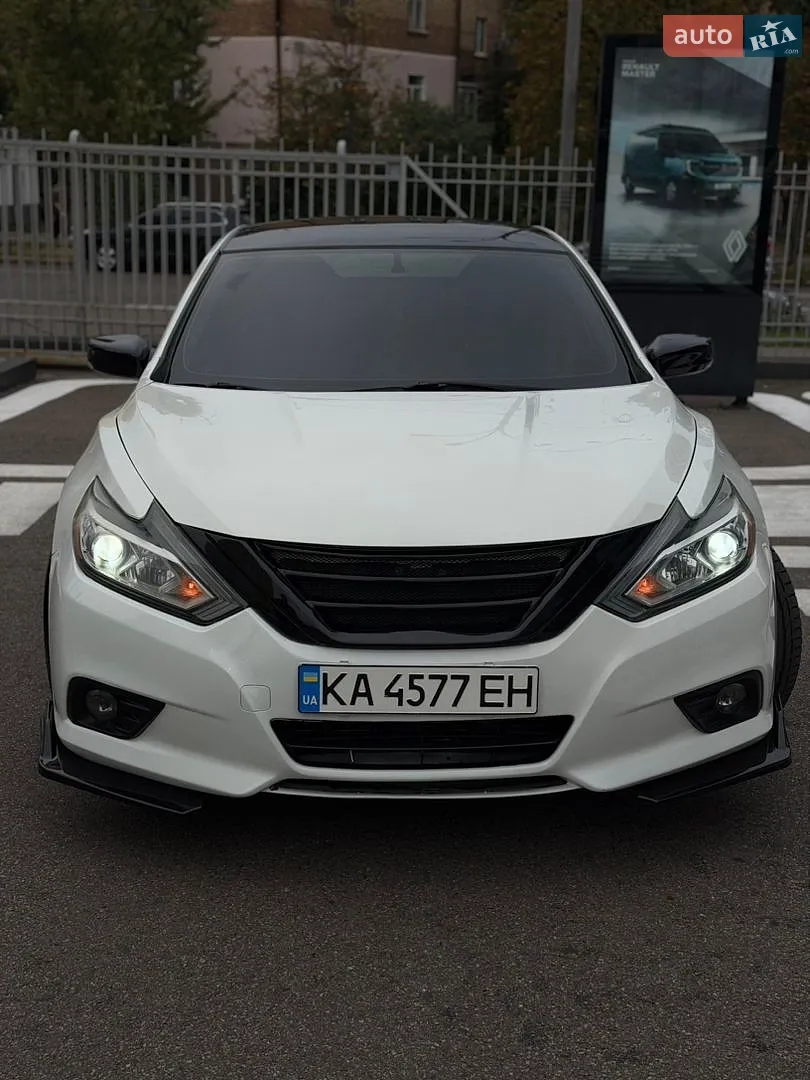 2018 Nissan Altima - фото 1
